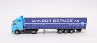 Volvo lastvogn med sættevogn 'Danbor Service AS Maersk'